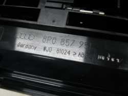 AUDI A3 8P POPIELNICZKA PRZOD DREWNO 8P0857951 04-09