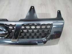 NISSAN NAVARA D22 02-05 GRILL ATRAPA CHROM