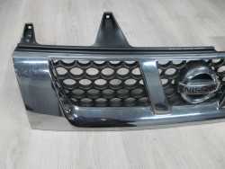 NISSAN NAVARA D22 02-05 GRILL ATRAPA CHROM