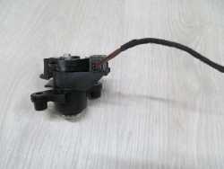 BMW 3 E46 COUPE ZAMEK WKLADKA KLAPY BAGAZNIKA 8196052 00-06