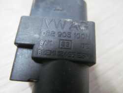 VW GOLF BORA 2.3 V5 2.8 CEWKA ZAPLONOWA 022905100N