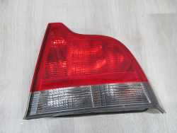 VOLVO S60 I LAMPA TYL PRAWA 00-04