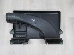 BMW 1 E81 E87 KANAL DOLOT LAPACZ POWIETRZA 13717523629
