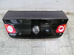 VW PASSAT B6 SEDAN KLAPA BAGAZNIKA TYL L041 KPL 05-10