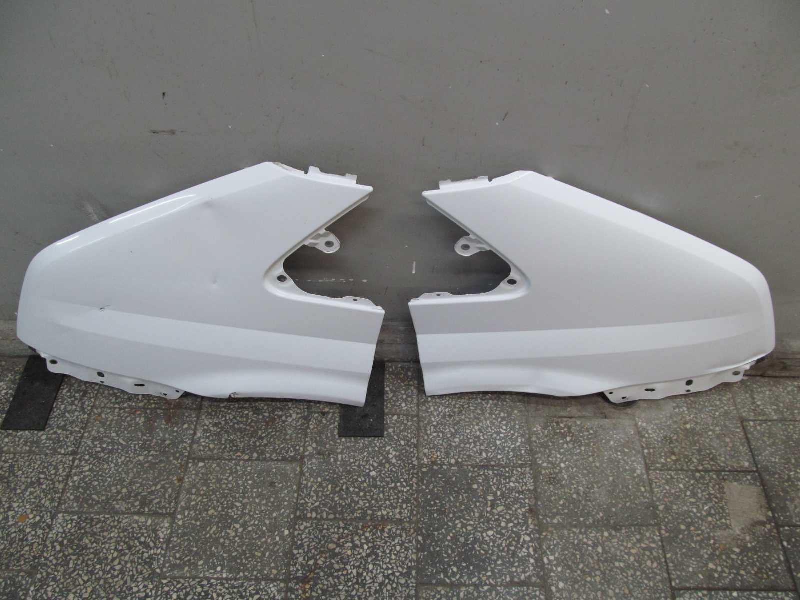 FORD TRANSIT VII BLOTNIK PRZOD LEWY BIALY 06-14