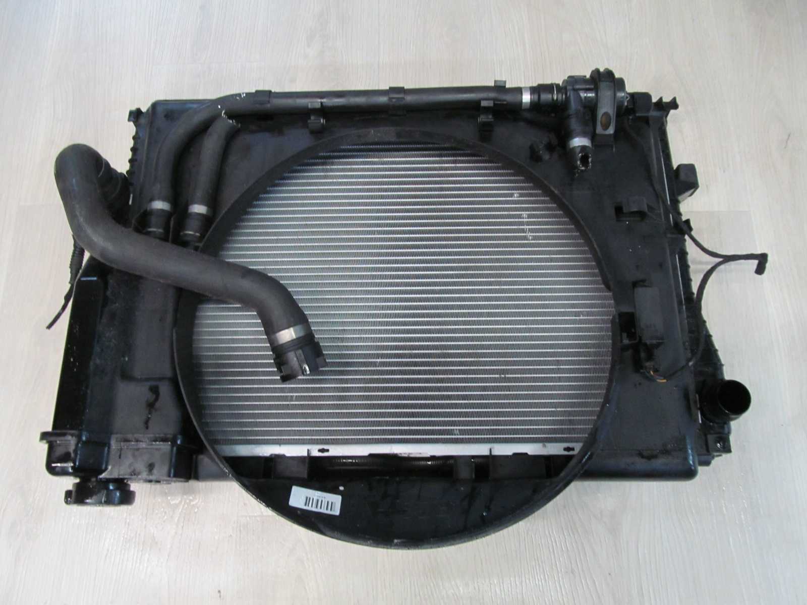 BMW 5 E39 LIFT 2.0b 2.5 CHLODNICA OBUDWA KPL 00-03