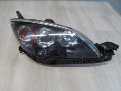 MAZDA 3 BK LAMPA REFLEKTOR PRAWY PRZOD 03-09 UK