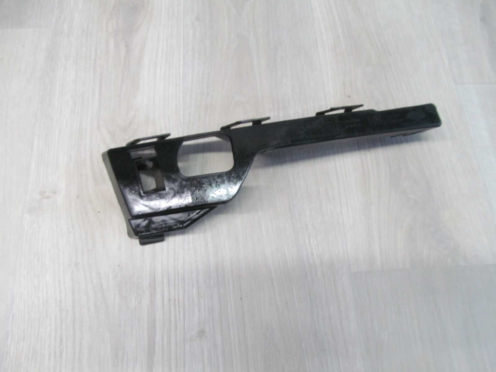 FORD FOCUS MK2 04-11 SLIZG MOCOWANIA ZDERZAKA PRZOD PRAWY 4M51-17E856-AC
