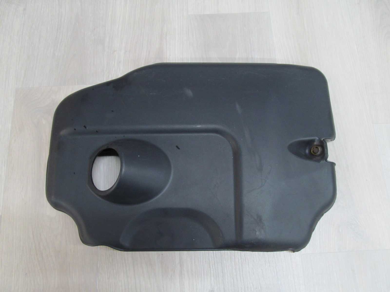 IVECO DAILY 2,3 11-16  504358046 POKRYWA SILNIKA