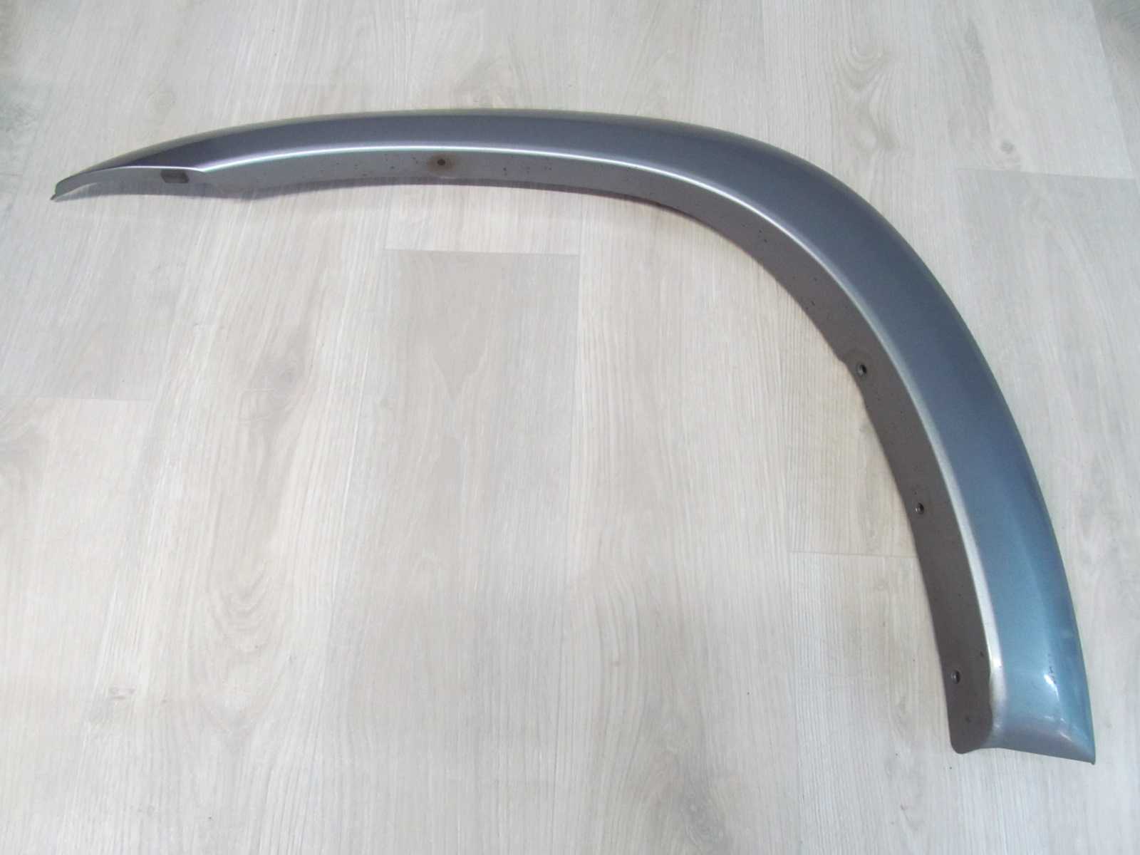 TOYOTA RAV4 II LISTWA NAKLADKA BLOTNIKA LEWA 1E0 00-05 75602-42070