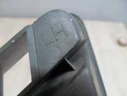 FORD FIESTA MK6 KRATKA ZDERZAKA LEWA OSLONA HALOGENU 2S61-19953B 02-05