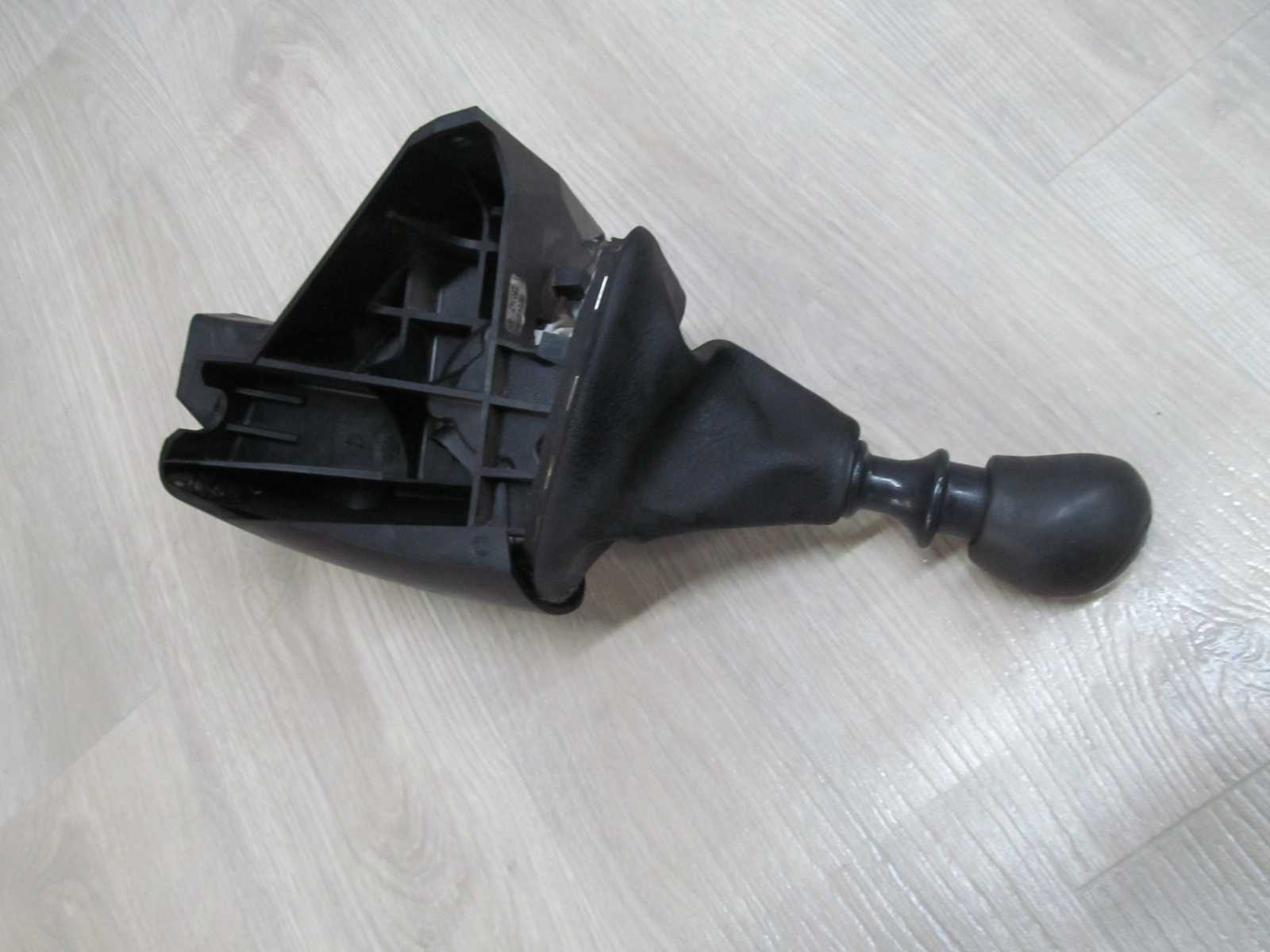 RENAULT MASTER II LEWAREK ZMIANY BIEGOW 8200273969