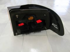 ROVER 800 SEDAN LAMPA TYLNA LEWA 86-99