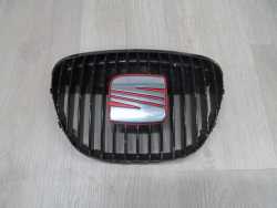 SEAT IBIZA III CORDOBA GRILL ATRAPA 6L0853651