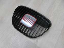 SEAT IBIZA III CORDOBA GRILL ATRAPA 6L0853651
