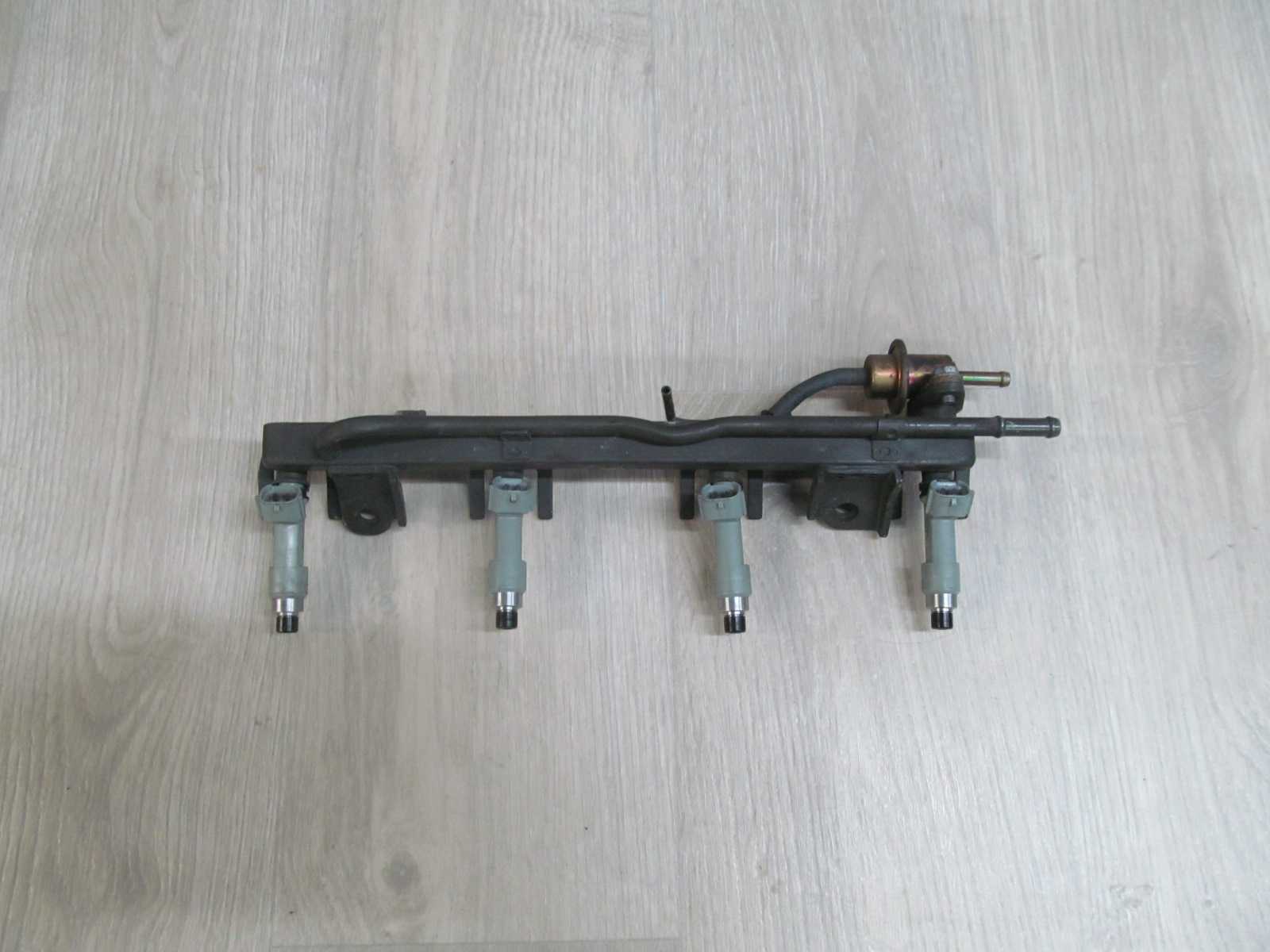 SUZUKI GRAND VITARA II SEDICI 1.6 LISTWA WTRYSKOWA WTRYSKI 297500-0540 06-13