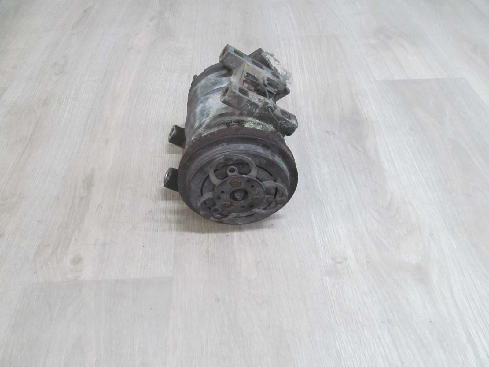 NISSAN NAVARA D22 2.5 TDI SPREZARKA KLIMATYZACJI KOMPRESOR 01-06