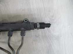 VOLVO S60 V70 XC 2.4 D5 LISTWA WTRYSKOWA CZUJNIK 0281002527 0445215010