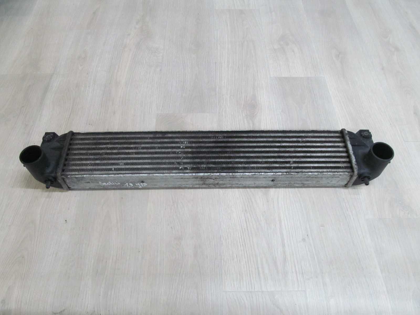 FIAT SEDICI SX4 1.9 DDIS CHLODNICA INTERCOOLER POWIETRZA 1362079J50 05-14