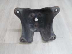 SUZUKI GRAND VITARA II UCHWYT MOCOWANIE KOLA ZAPASOWEGO 06-12
