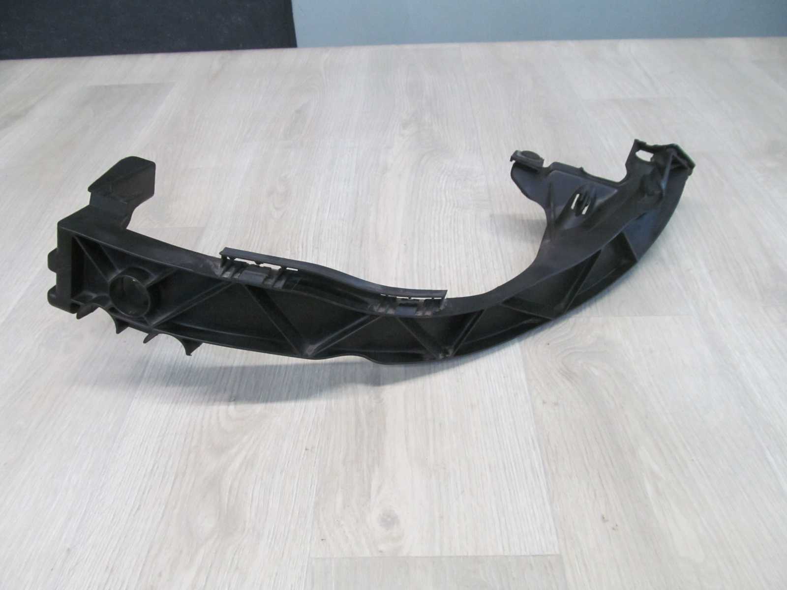 BMW 1 E87 SLIZG LAMPY PRZOD LEWY 7120823  03-12