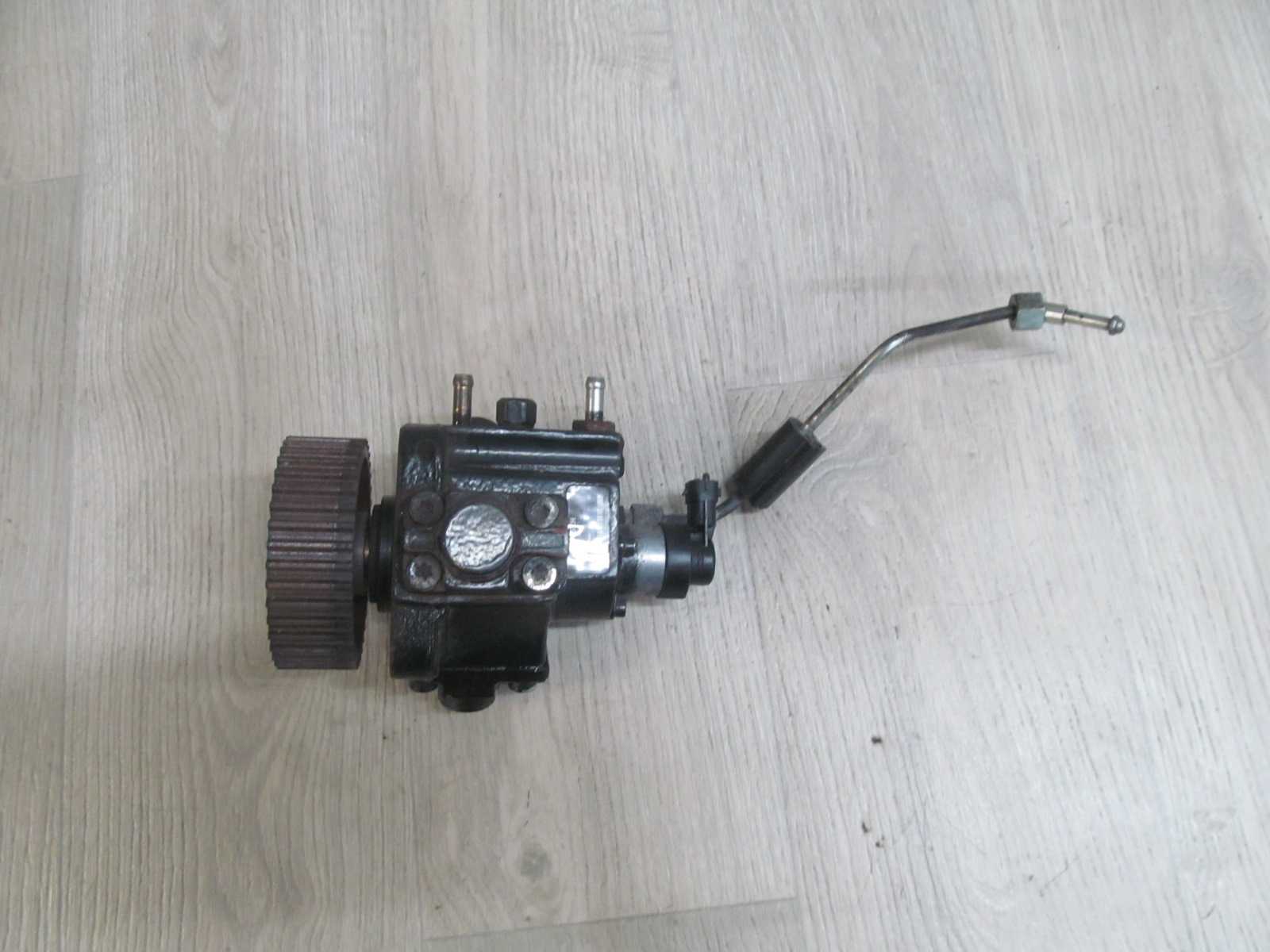 OPEL ASTRA J INSIGNIA 2.0 CDTI POMPA WTRYSKOWA 0445010193 55571005