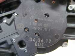 VW PASSAT B6 GOLF V SILNICZEK WYCIERACZKI TYL 1K6955711B