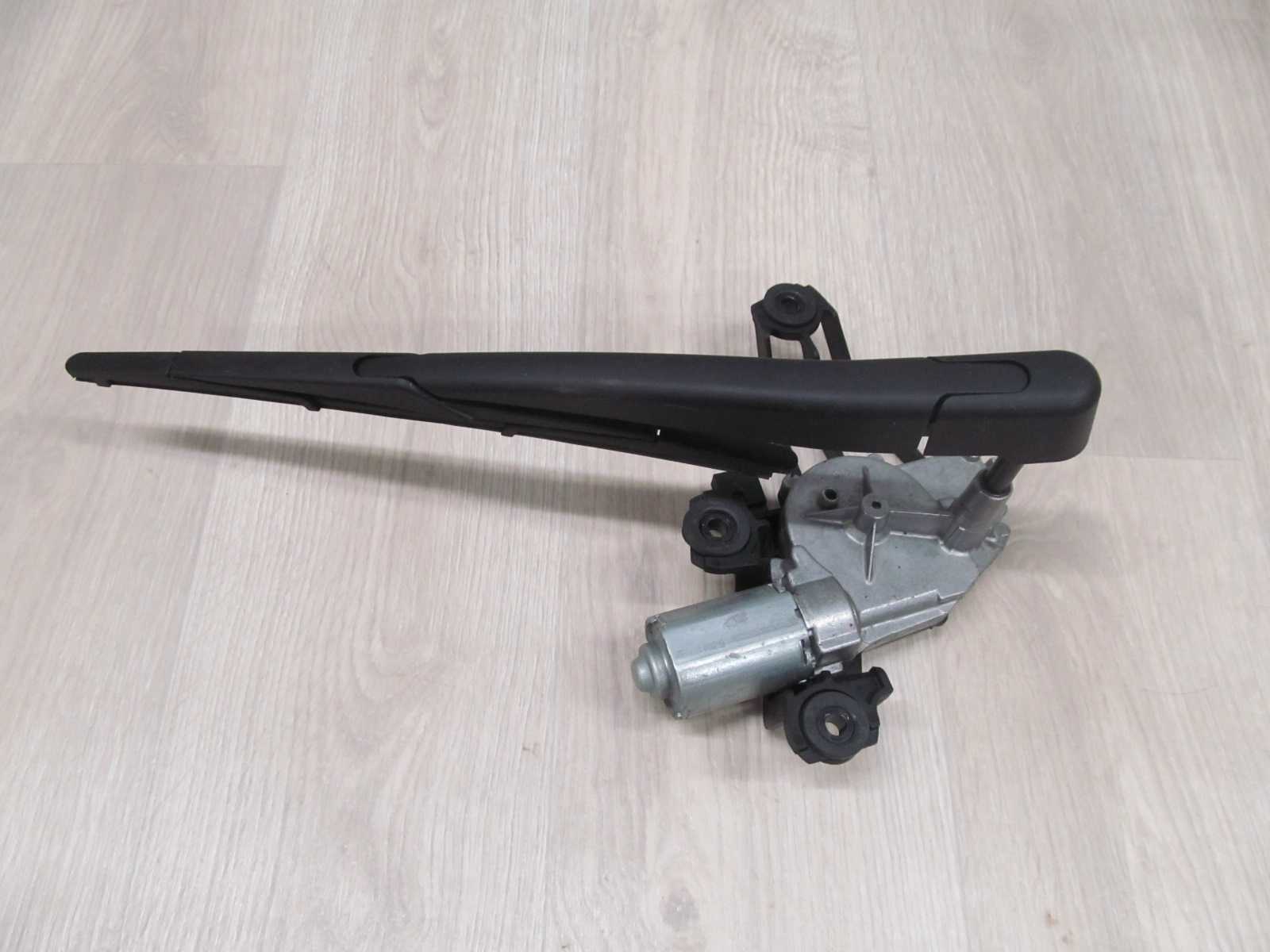 CITROEN C4 SILNICZEK WYCIERACZKI TYL RAMIE 9646803180 04-08
