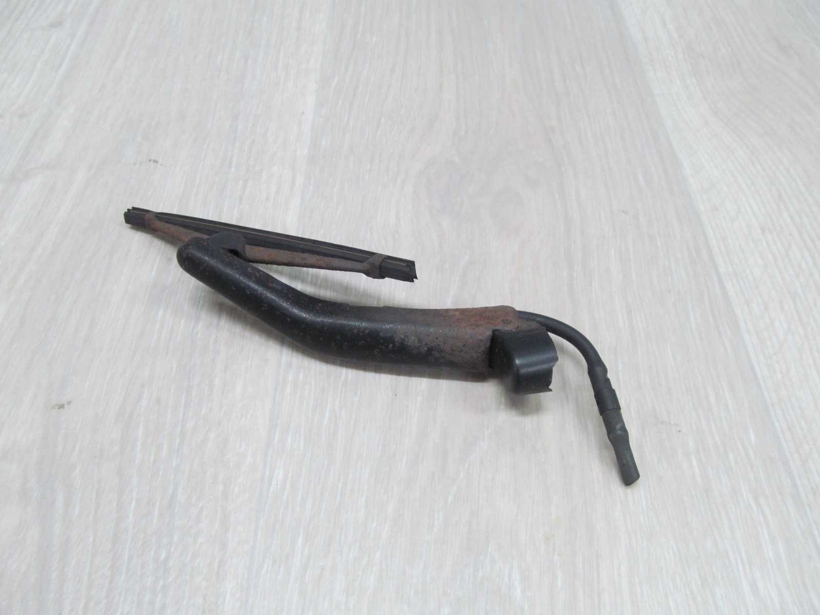 VOLVO S60 V70 RAMIE WYCIERACZKI LAMPY PRZOD PRAWE