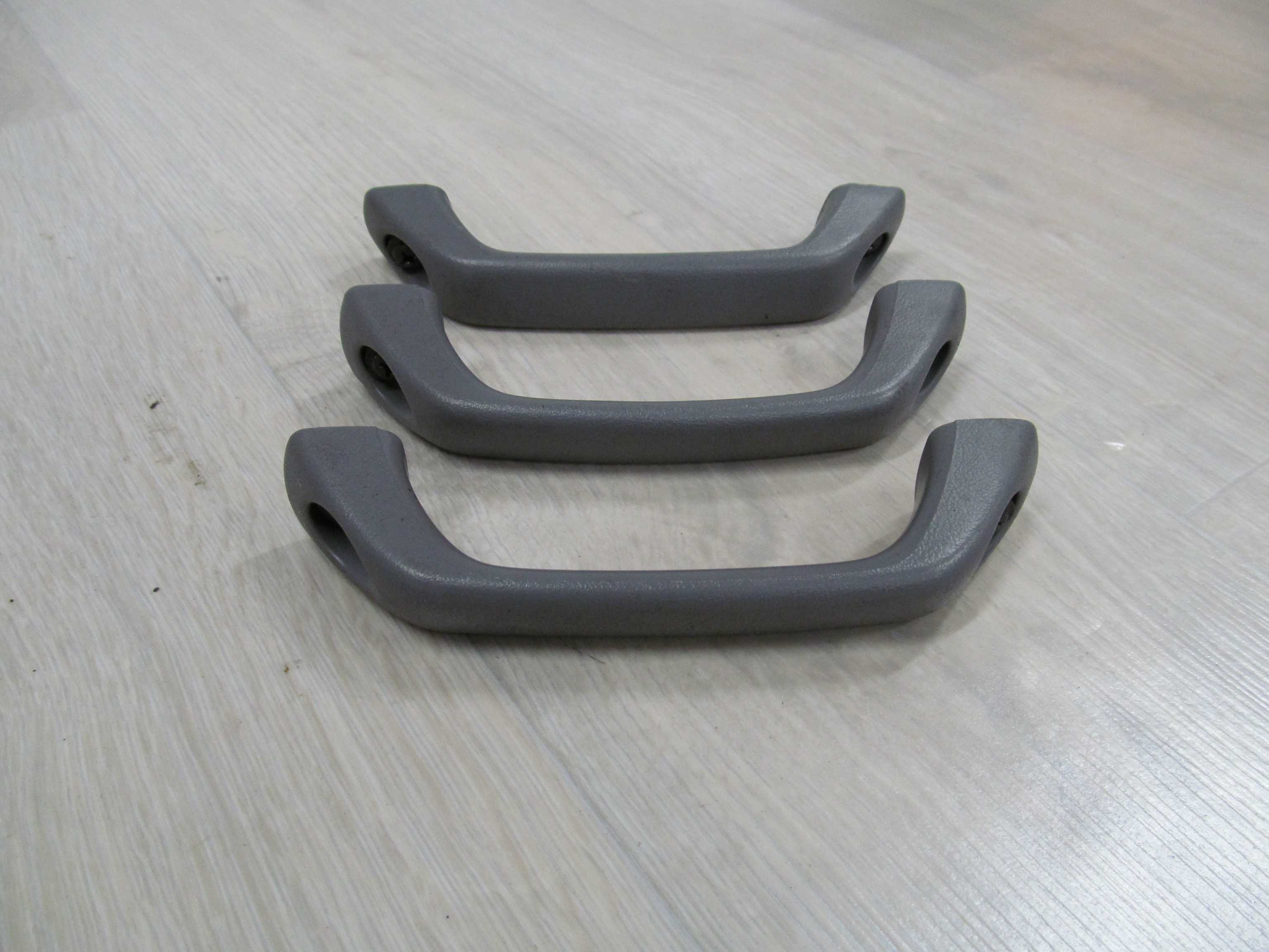 DAIHATSU TERIOS RACZKA UCHWYT PODSUFITKI 00-05
