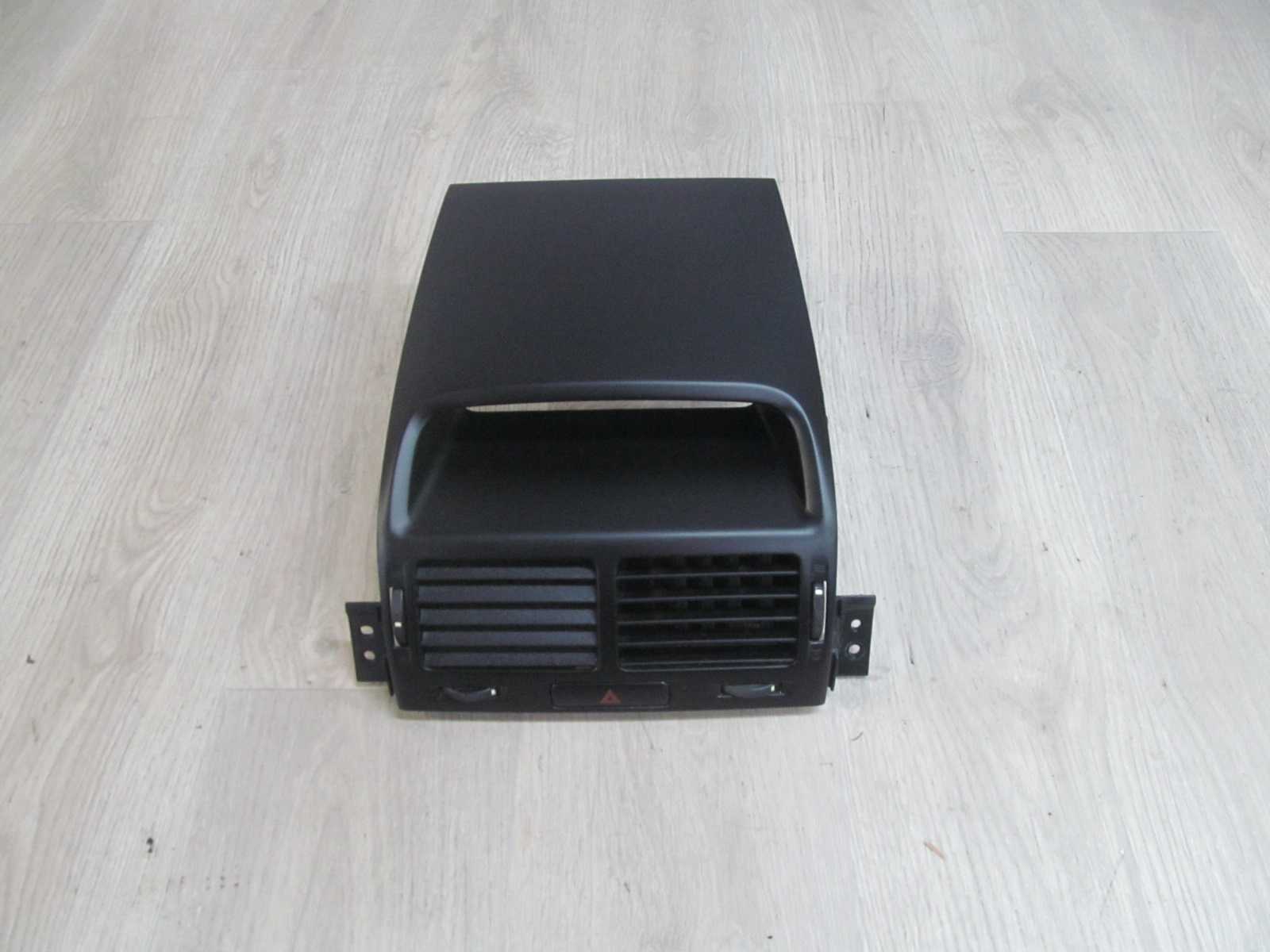 SUZUKI GRAND VITARA II KRATKA SRODKOWA DESKI NAWIEWU 73821-65J0 05-12