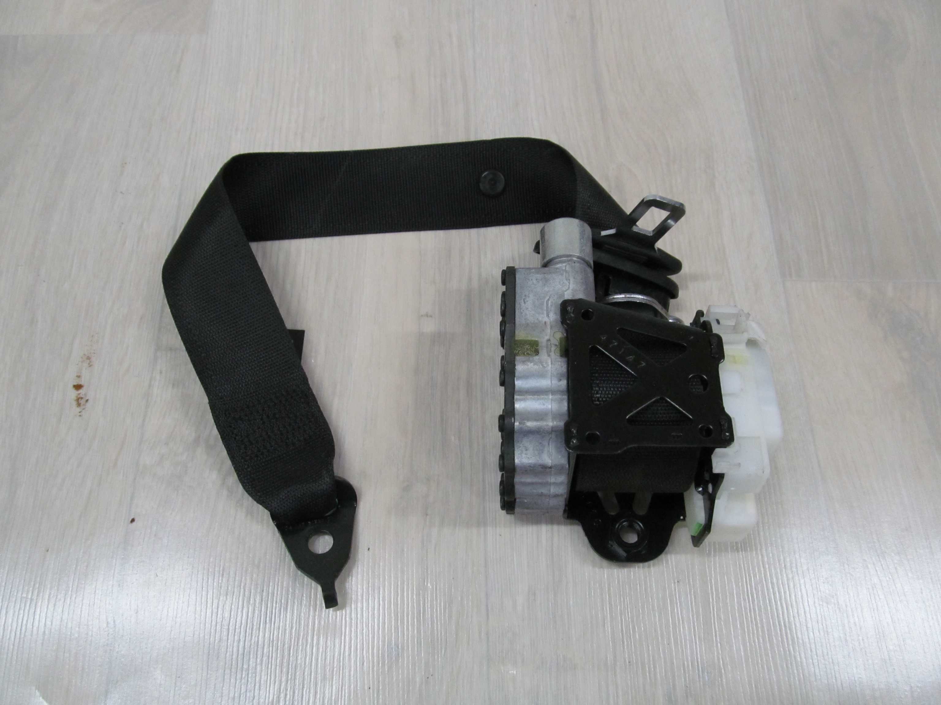 SAAB 9-3 CABRIO PAS BEZPIECZENSTWA TYL TYLNY LEWY 12798112E 04-11