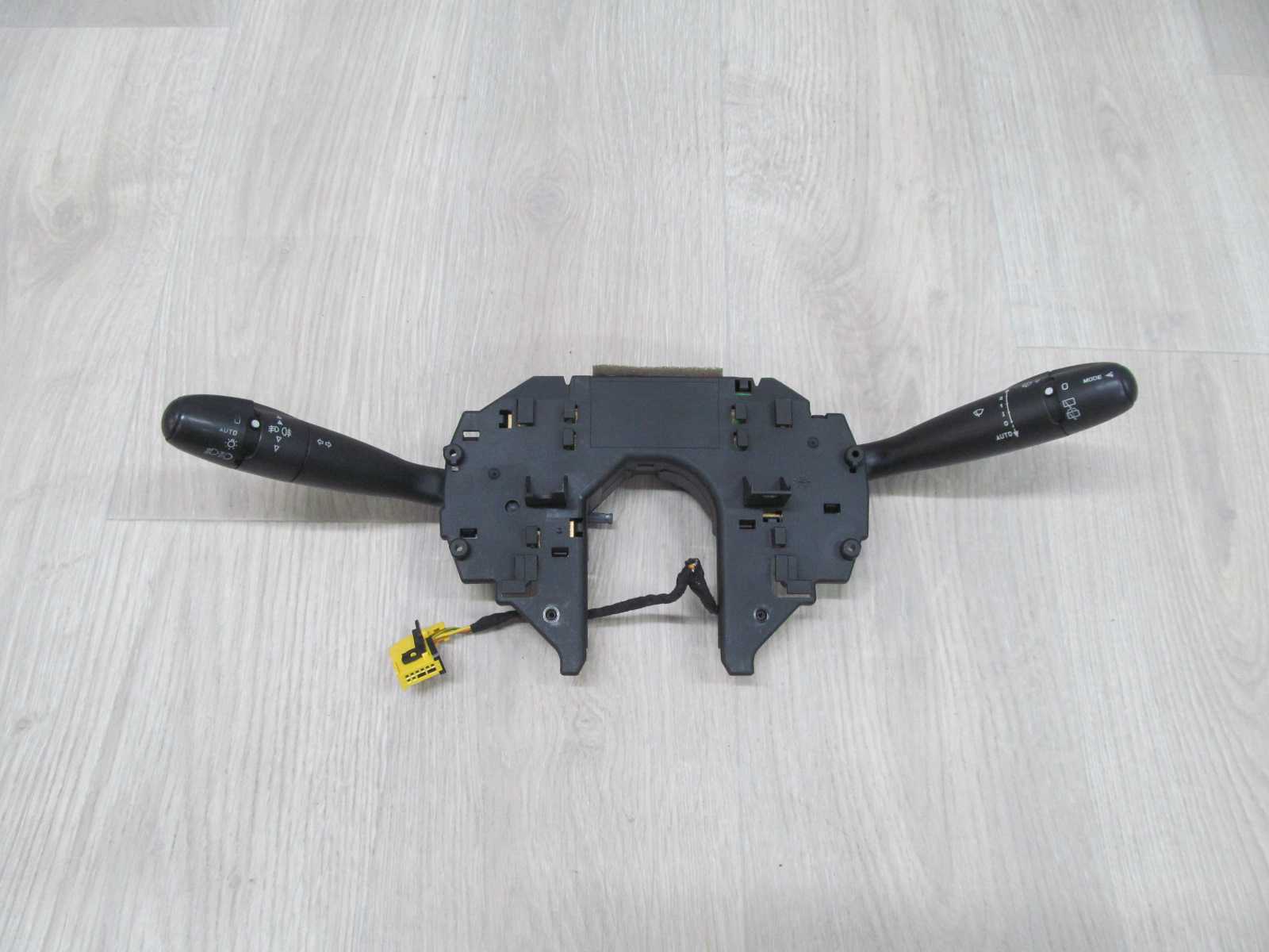 CITROEN C5 III X7 MANETKA PRZELACZNIK ZESPOLONY SWIATEL WYCIERACZEK 96655322XT 08-17