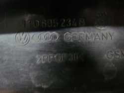 VW TOURAN 03- OSLONA ZAWIASU MASKI PRAWA 1T0805234B