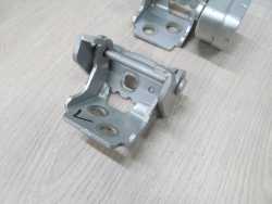 CITROEN C5 III X7 ZAWIAS DRZWI LEWY TYL TYLNY EZRC 08-17