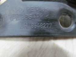 VOLVO S60 V70 ZASLEPKA OSLONA PODSZYBIA BLOTNIKA 8648277 LEWA
