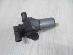 BMW 1 E81 E97 E90 POMPA OBIEGU WODY 6928246-02