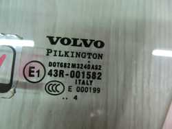 VOLVO XC90 SZYBA BOCZNA DRZWI PRZOD LEWA 04R 02-14