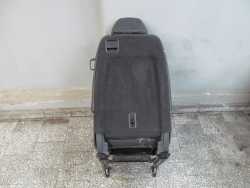 VOLVO XC90 FOTEL SIEDZENIE TYL LEWY SKORA II RZAD 02-14