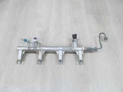 OPEL 2.2 16V LISTWA WTRYSKOWA CZUJNIK 3692-02