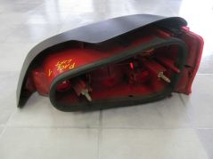 PEUGEOT 106 HB LIFT  96-03 LAMPA TYL LEWA