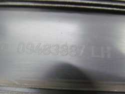 VOLVO XC90 LISTWA DRZWI TYL LEWA 09483887 02-07