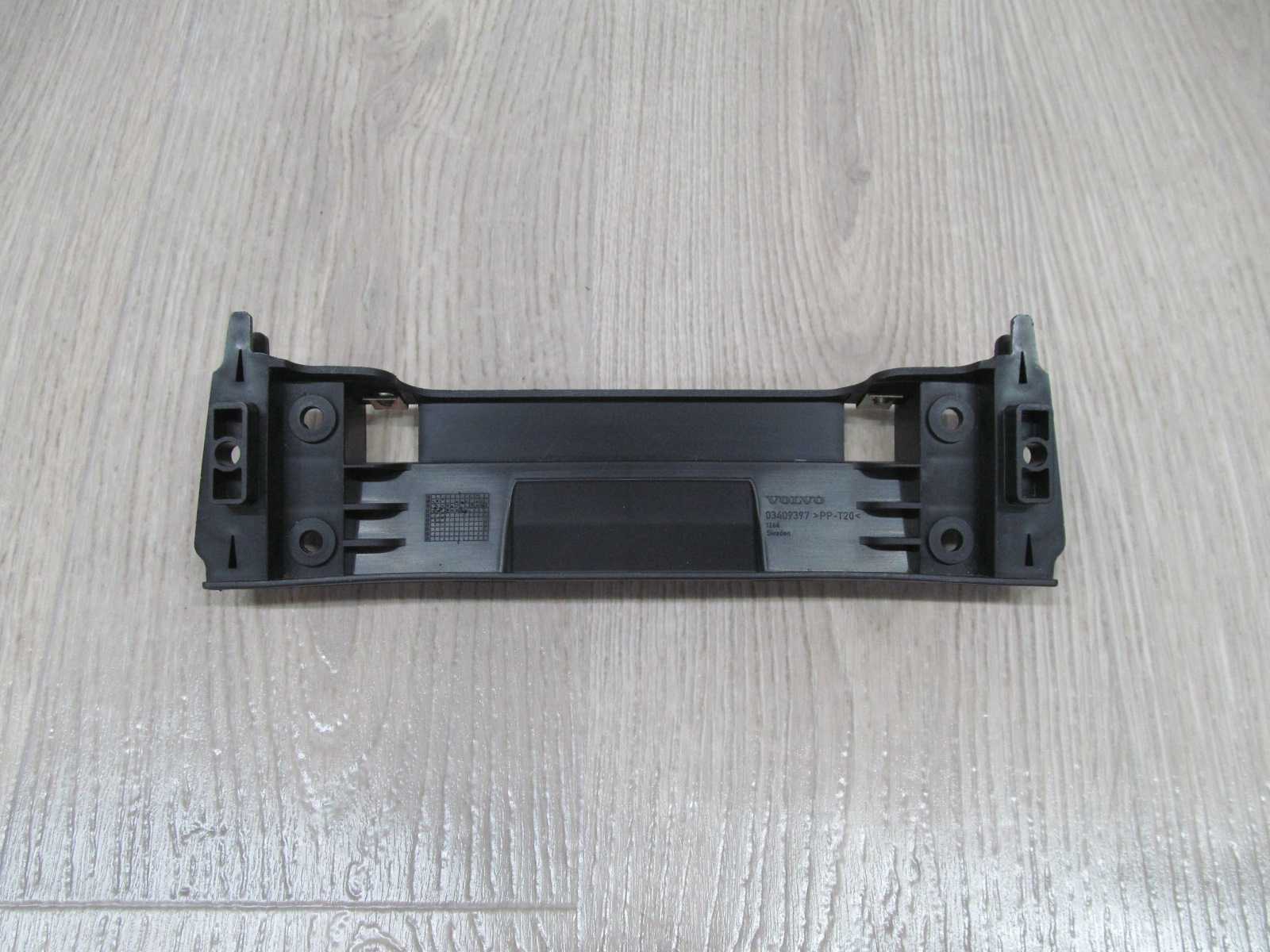 VOLVO XC90 UCHWYT MOCOWANIE TAPICERKI 03409397 02-07