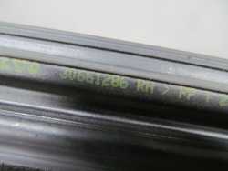 VOLVO XC90 LISTWA ZGARNIAJACA USZCZELKA CHROM DRZWI TYL PRAWA 30661286 02-12
