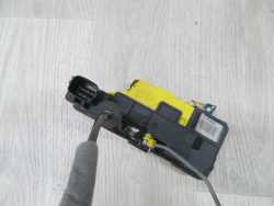 VOLVO S80 V70 XC90 ZAMEK DRZWI PRAWY TYL 30663050 02-14