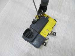 VOLVO S80 V70 XC90 ZAMEK DRZWI PRAWY PRZOD 02-14