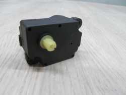 VOLVO XC90 SILNICZEK STEROWANIA NAGRZEWNIKCY 30676511 02-07