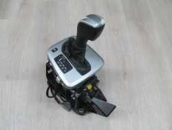 VOLVO XC90 2.9 T6 WYBIERAK LEWAREK ZMIANY BIEGOW P08699415 02-14