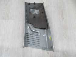 VOLVO XC90 POSZYCIE OSLONA SLUPKA TYL LEWA 02-14