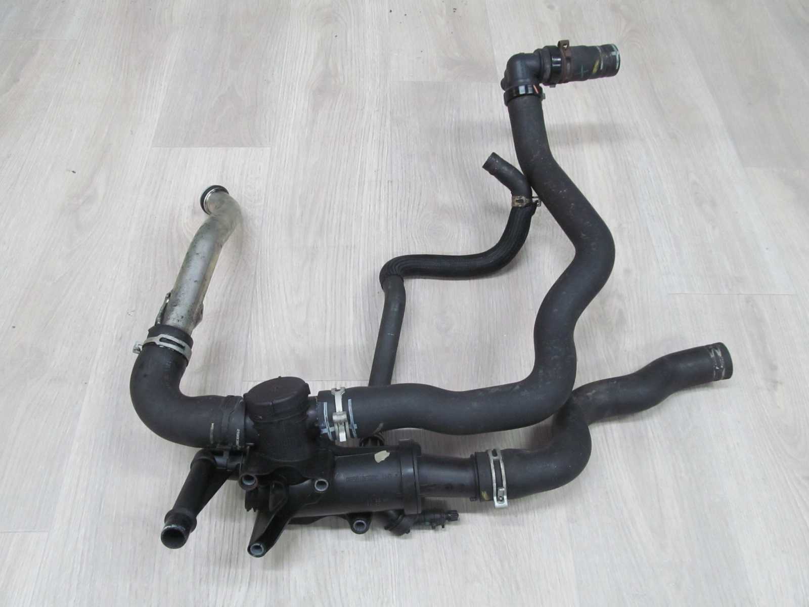 CITROEN C5 X7 III 2.0 HDI RHR OBUDOWA TERMOSTATU MAGISTRALA 9656182980 9681844980 08-14